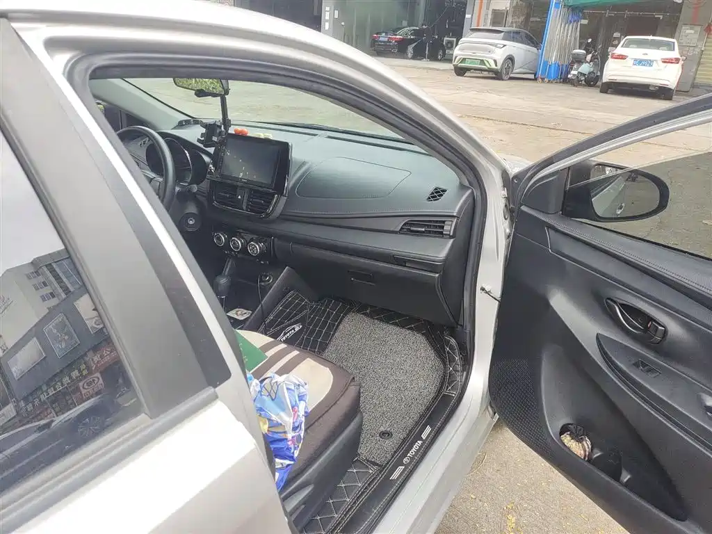 Toyota Vios FS 2021 1.5L CVT Fengchi Edition фото 20