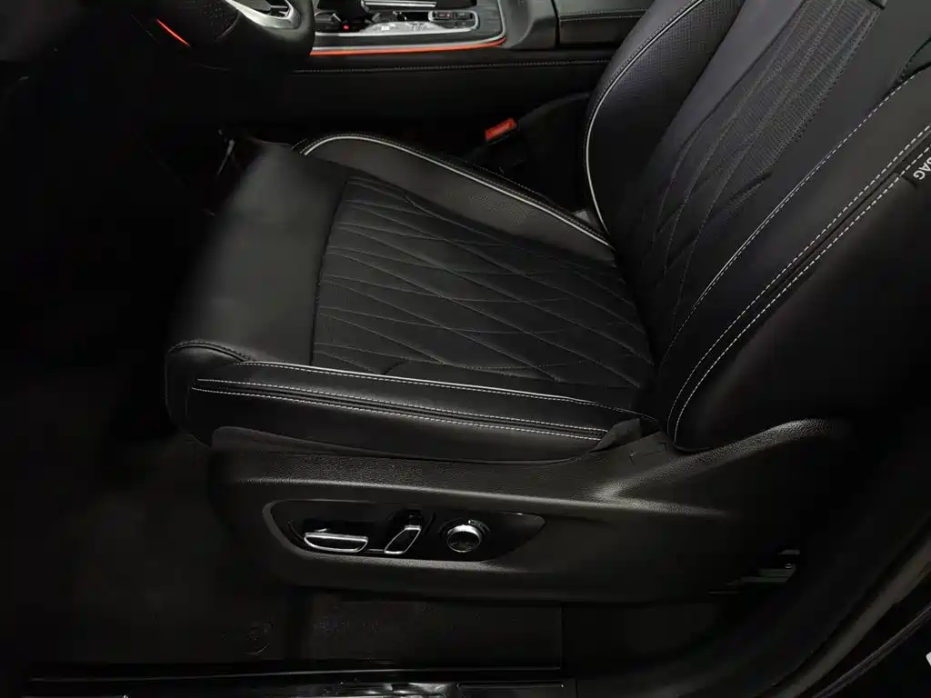 GAC Trumpchi Trumpchi GS8 2025 Pilot Series 2.0TGDI AWD Luxury Edition 5-Seater фото 20