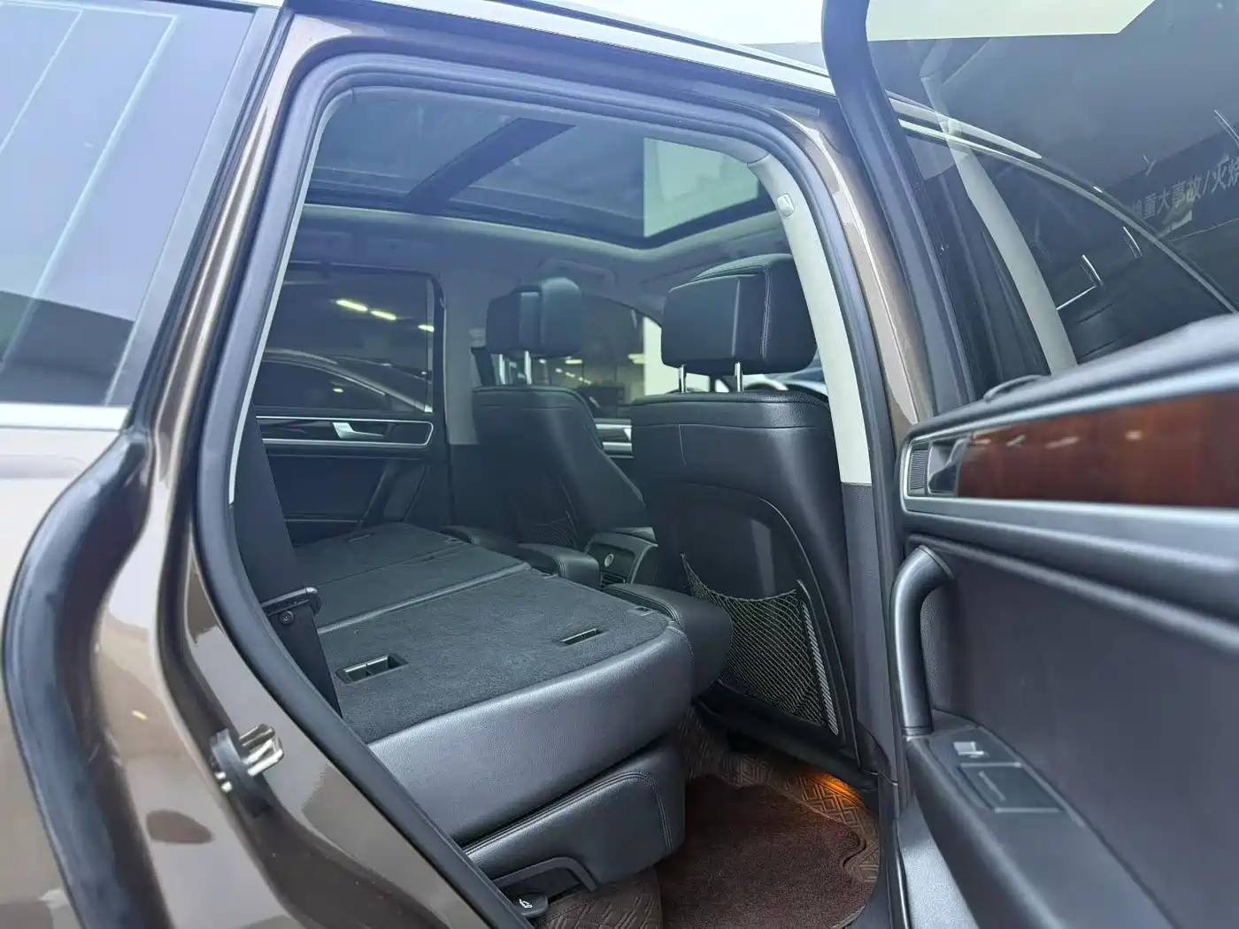 Volkswagen Touareg 2015 3.0TSI Comfort Edition фото 7
