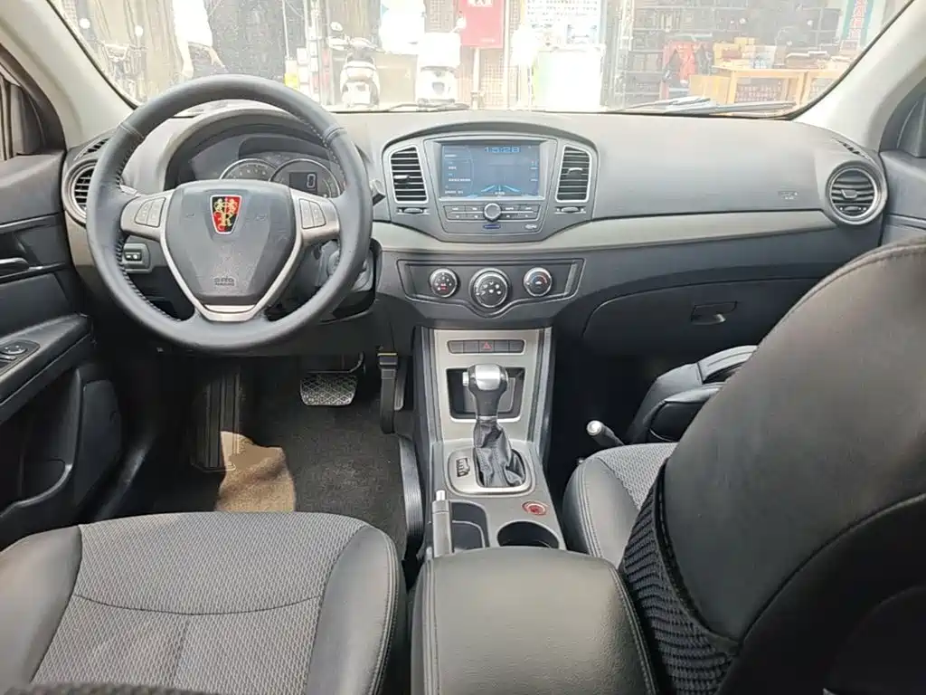Roewe 350 2015 2014 1.5L Automatic Joy Edition