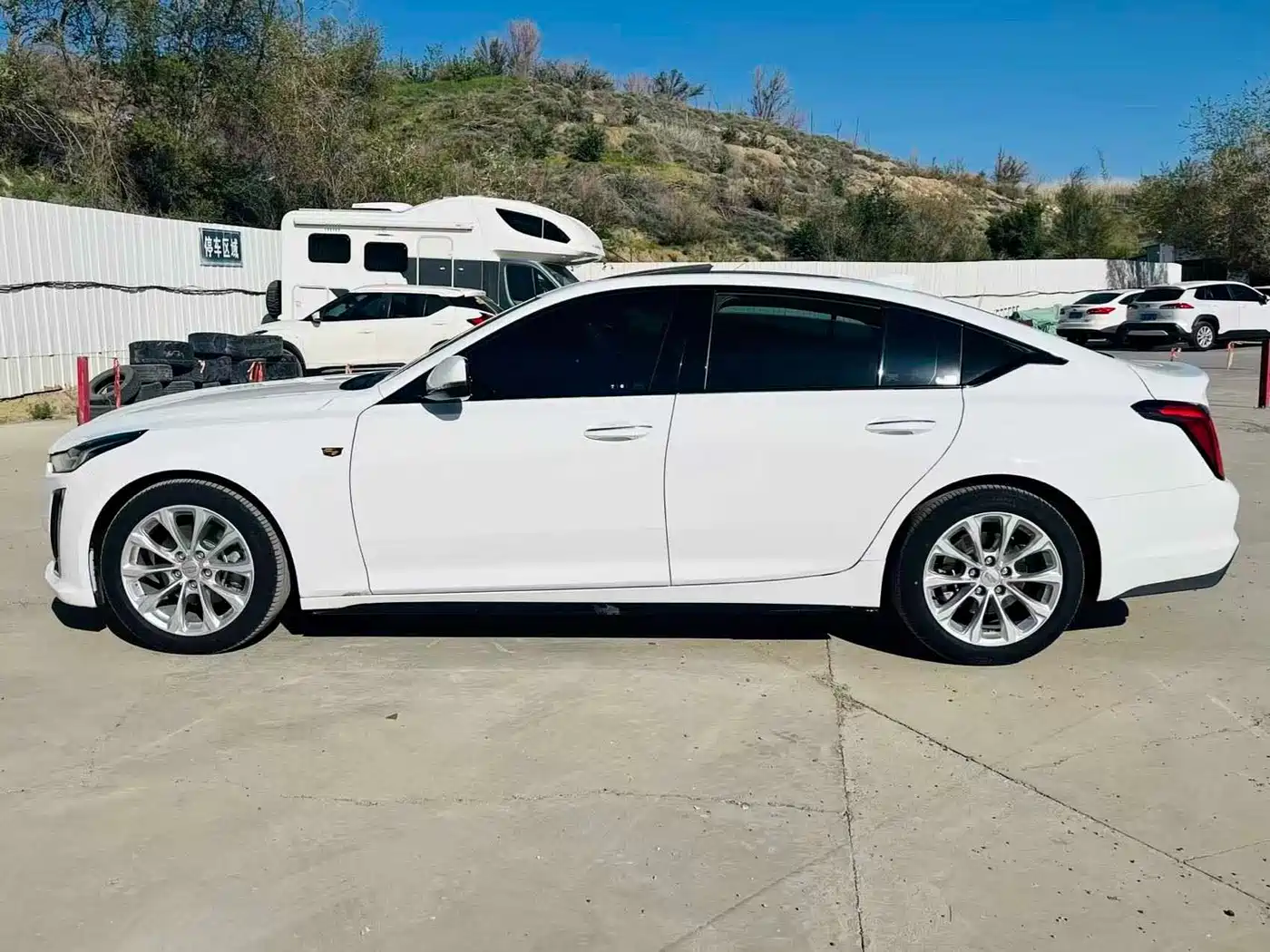 CADILLAC CT5