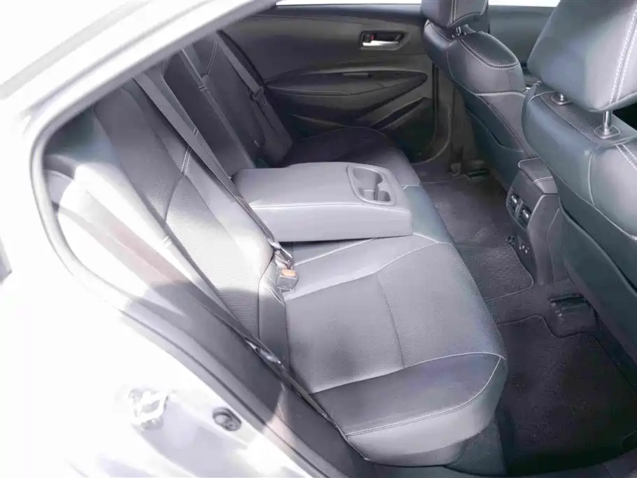 Photo 16 - Toyota Corolla