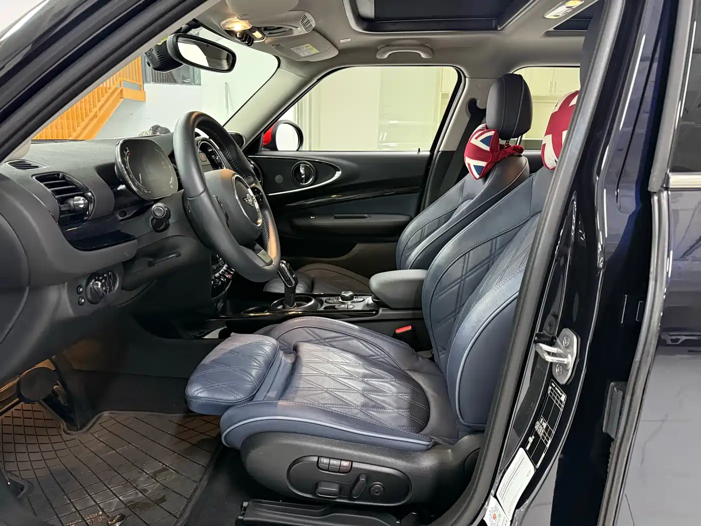 MINI CLUBMAN