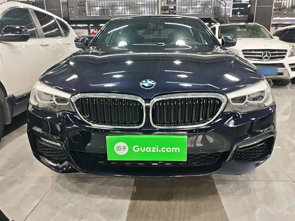 BMW 5 Series 2018 525Li M Sport Package фото 3