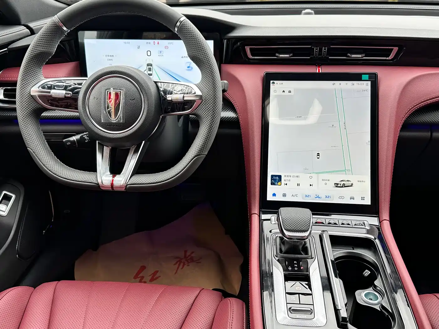 Hongqi H5 2025 2.0T Automatic Mystic Shadow 2 Million Edition фото 14