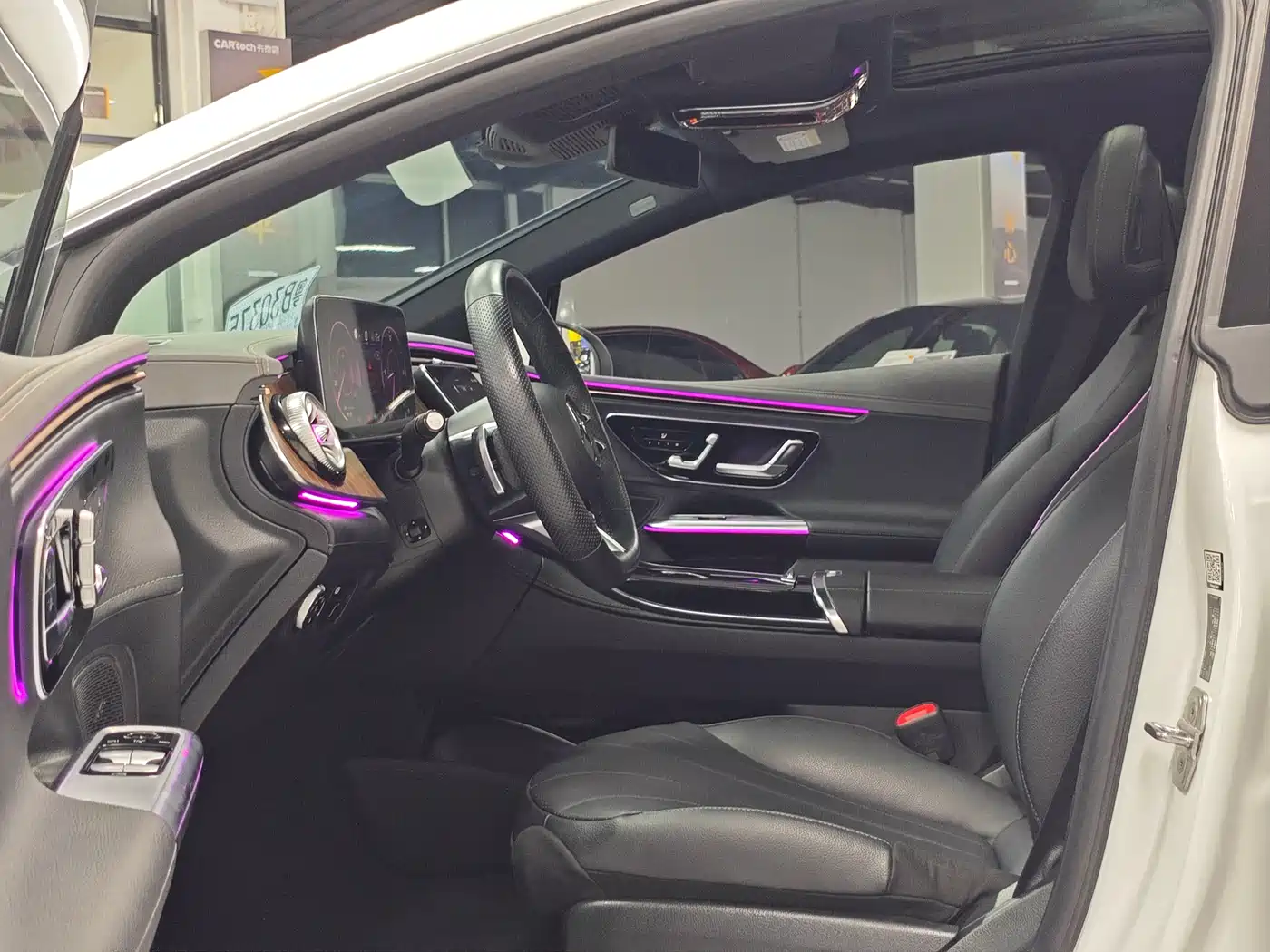 Mercedes-Benz EQE 2022 350 Luxury Edition фото 10