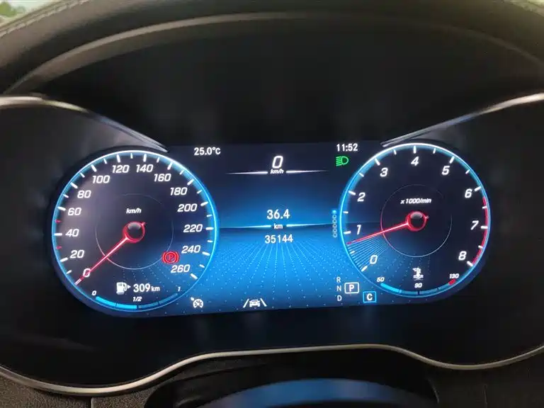 Mercedes-Benz GLC Coupe 2021 GLC 300 4MATIC Coupe SUV фото 8