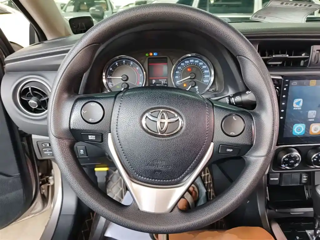 Toyota Corolla 2017 Facelift 1.2T S-CVT GL-i фото 11