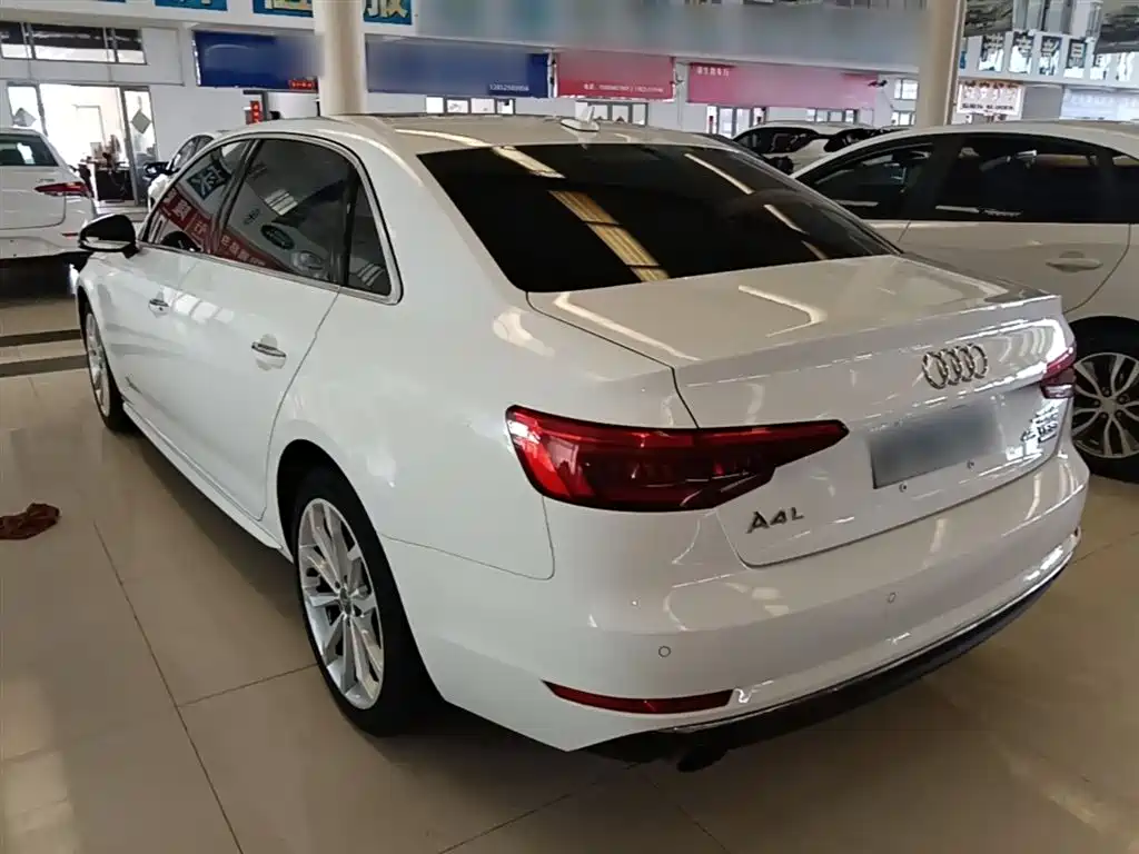 Audi A4L 2017 45 TFSI quattro Style Edition фото 5