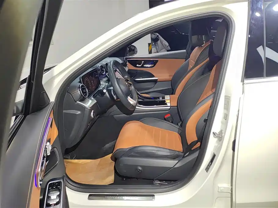 Mercedes-Benz C-Class 2023 C 200 L Sport фото 8
