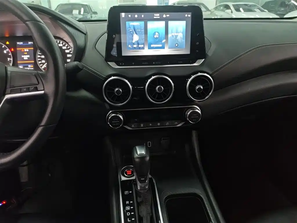 Nissan SYLPHY, миниатюра 13