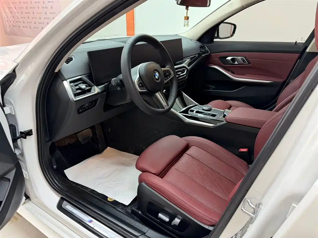 BMW 3 Series 2023 320Li M Sport Package фото 7