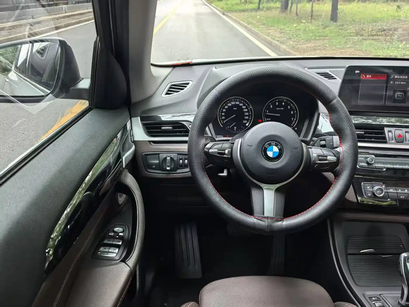 BMW X1 2021 sDrive25Li Leading фото 10