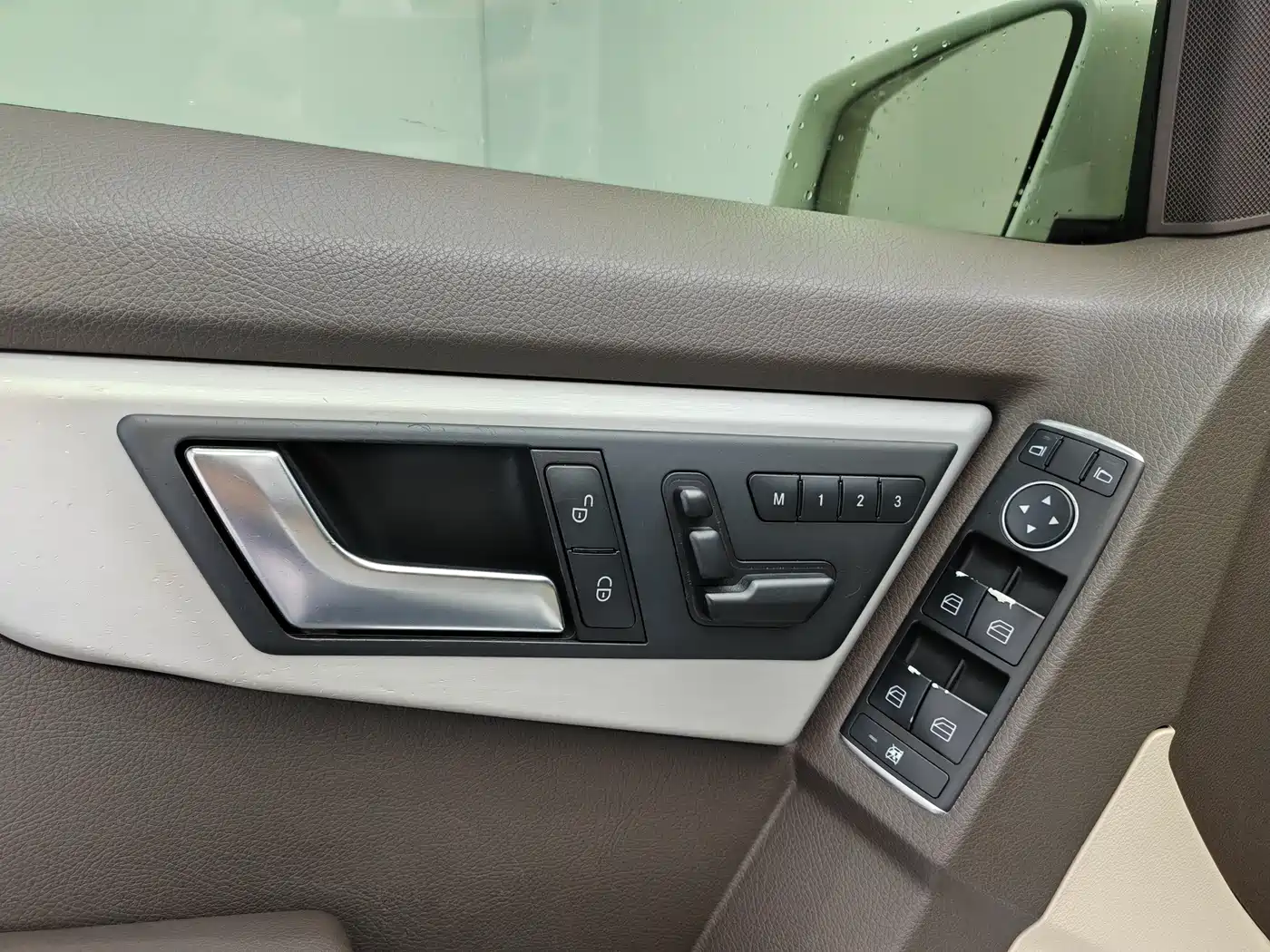 Mercedes-Benz GLK-Class 2014 GLK 260 4MATIC Dynamic фото 17