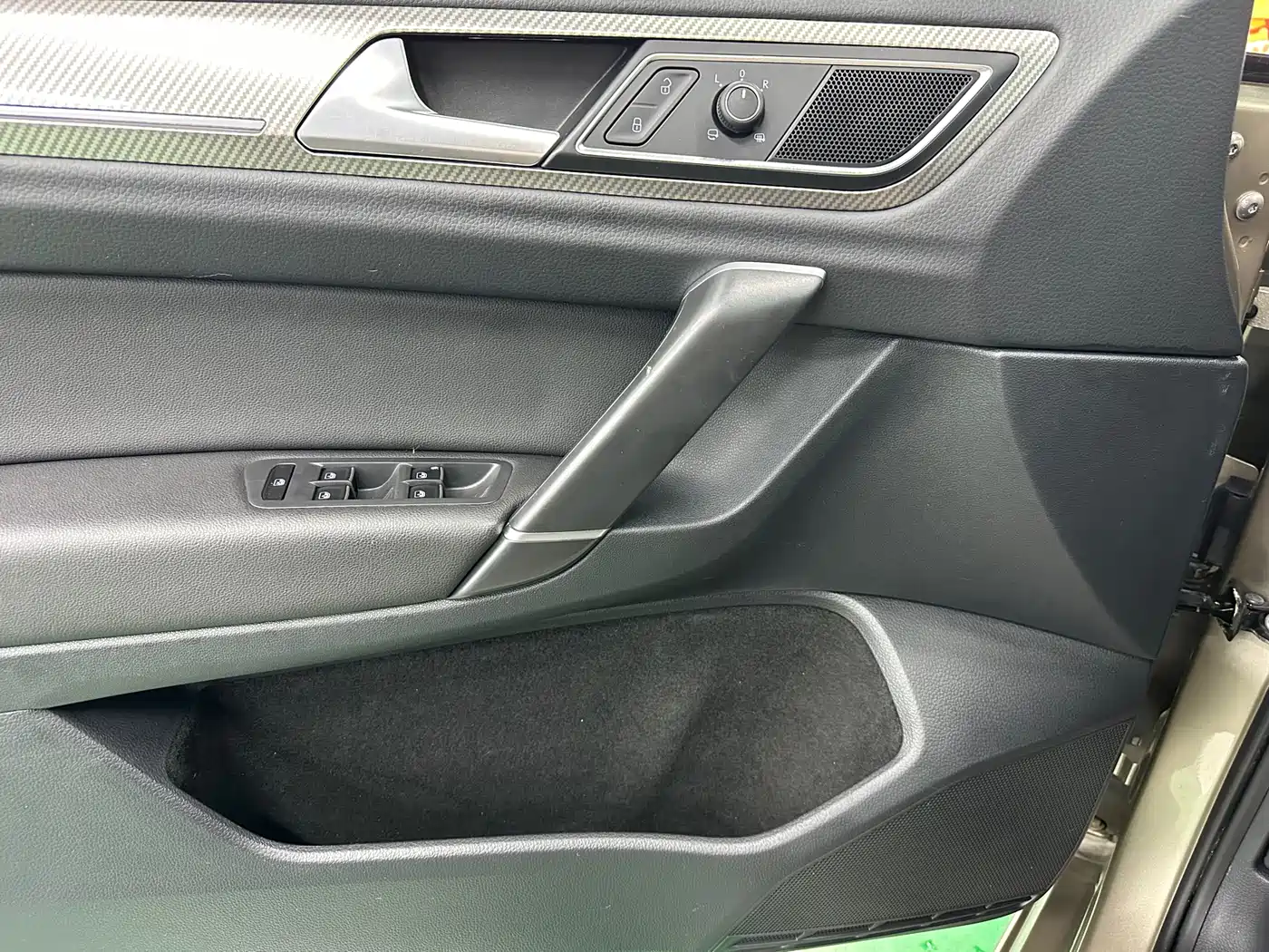 Volkswagen Golf Sportsvan 2019 280TSI Auto Watchman China VI фото 18