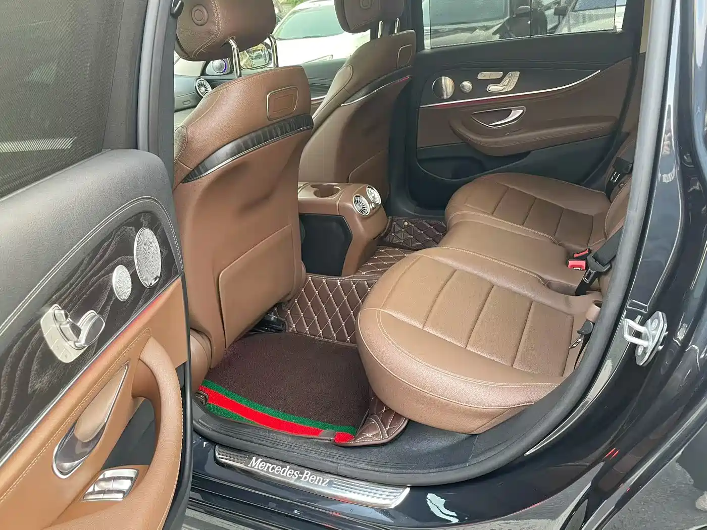 Mercedes-Benz E-Class 2019 Facelift E 300 L Sport Luxury фото 5