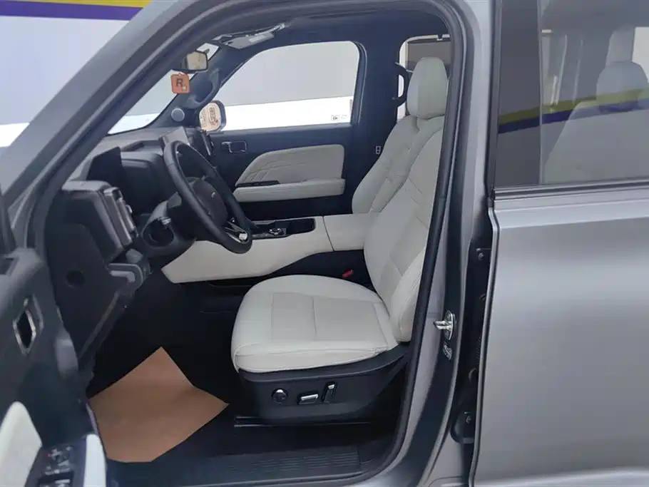 Haval Meng Long NEV 2024 Hi4 145 Cross-country Edition фото 9