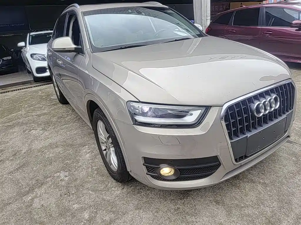 Audi Q3 2015 35 TFSI Comfort фото 4