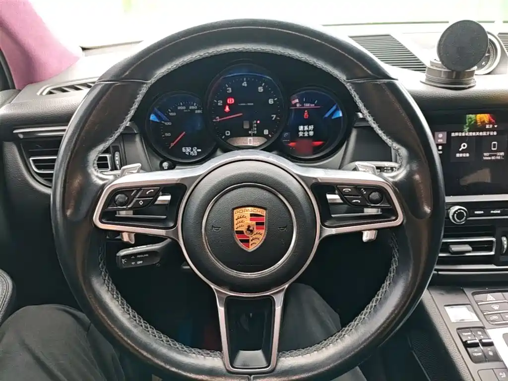 Porsche Macan 2018 Macan 2.0T фото 7