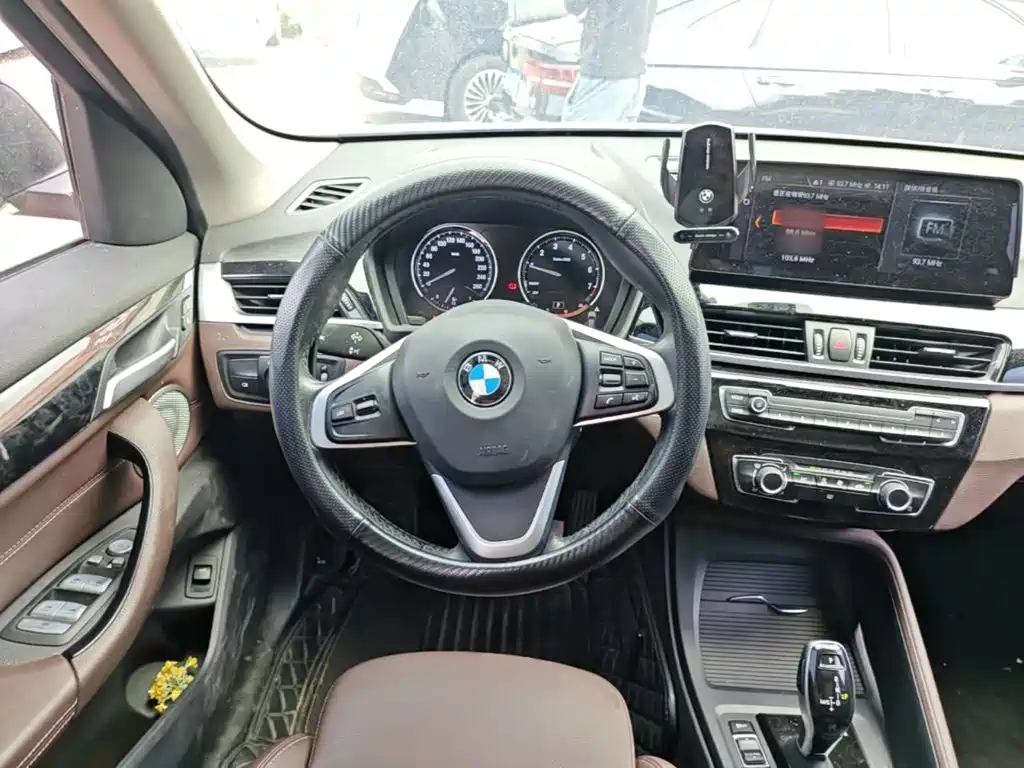 Photo 11 - BMW X1