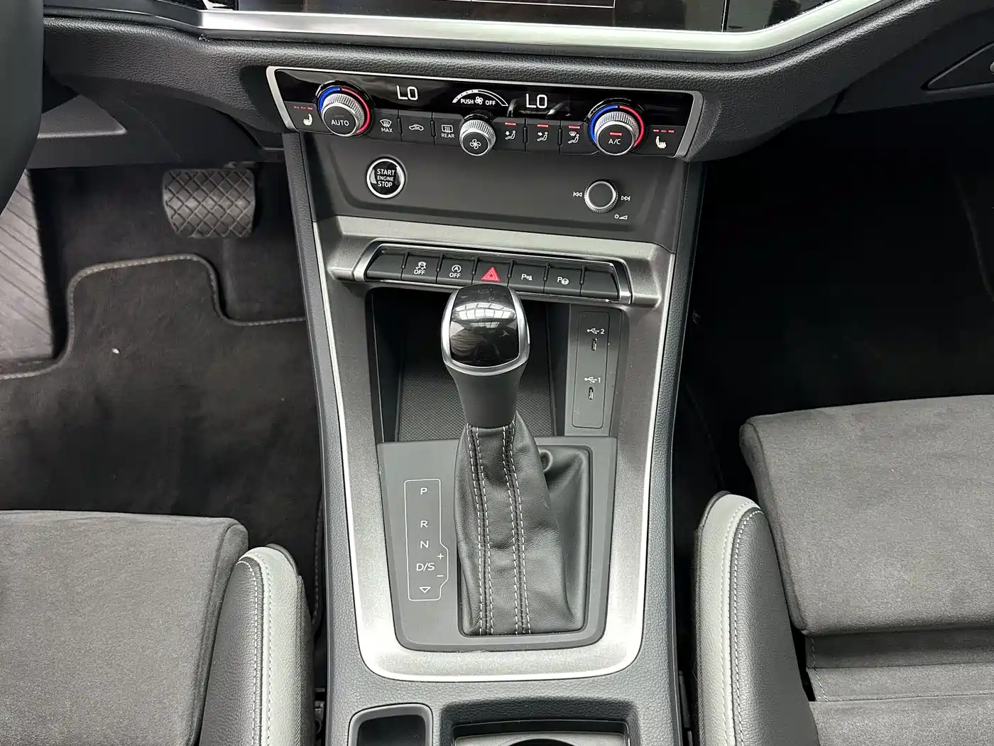 Audi Q3 2023 35 TFSI Fashion Dynamic (1.4T) фото 15