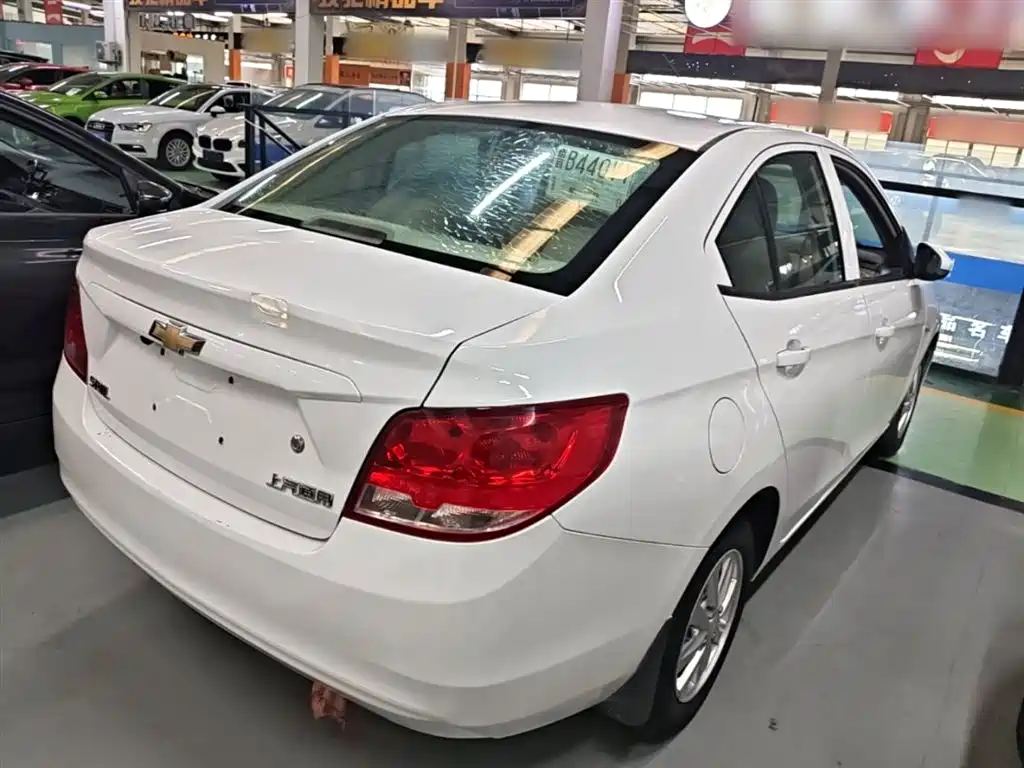 Chevrolet Sail 2016 Sail 3 1.3L Manual Comfort Sunroof Edition фото 7