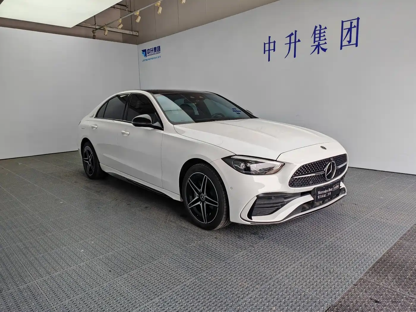 Mercedes-Benz C-Class 2025 C 260 L Night Sport Edition фото 3