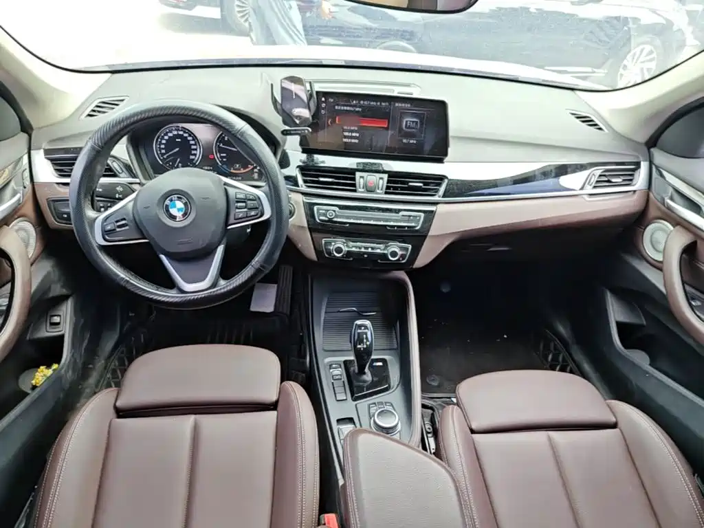 Photo 10 - BMW X1