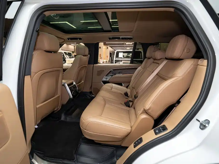 Фото 9 - Land Rover Range Rover