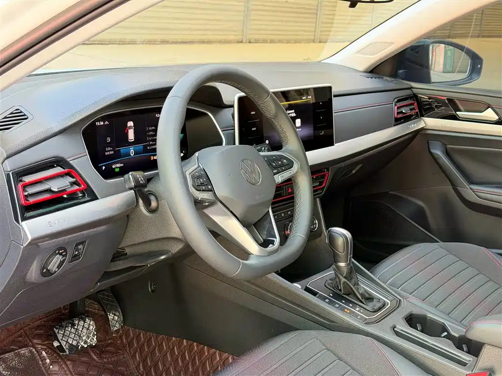 Volkswagen Lavida 2023 300TSI DSG Starlight Full Comfort Edition фото 11