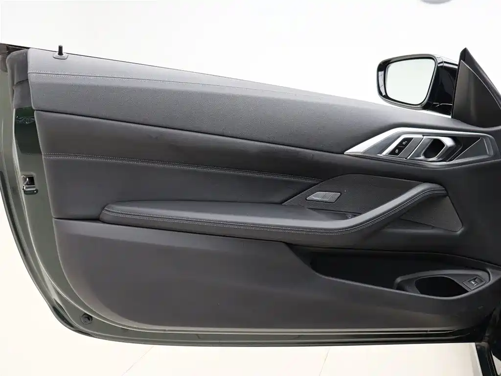 BMW 4 Series 2023 425i M Sport Shadowline Package фото 5