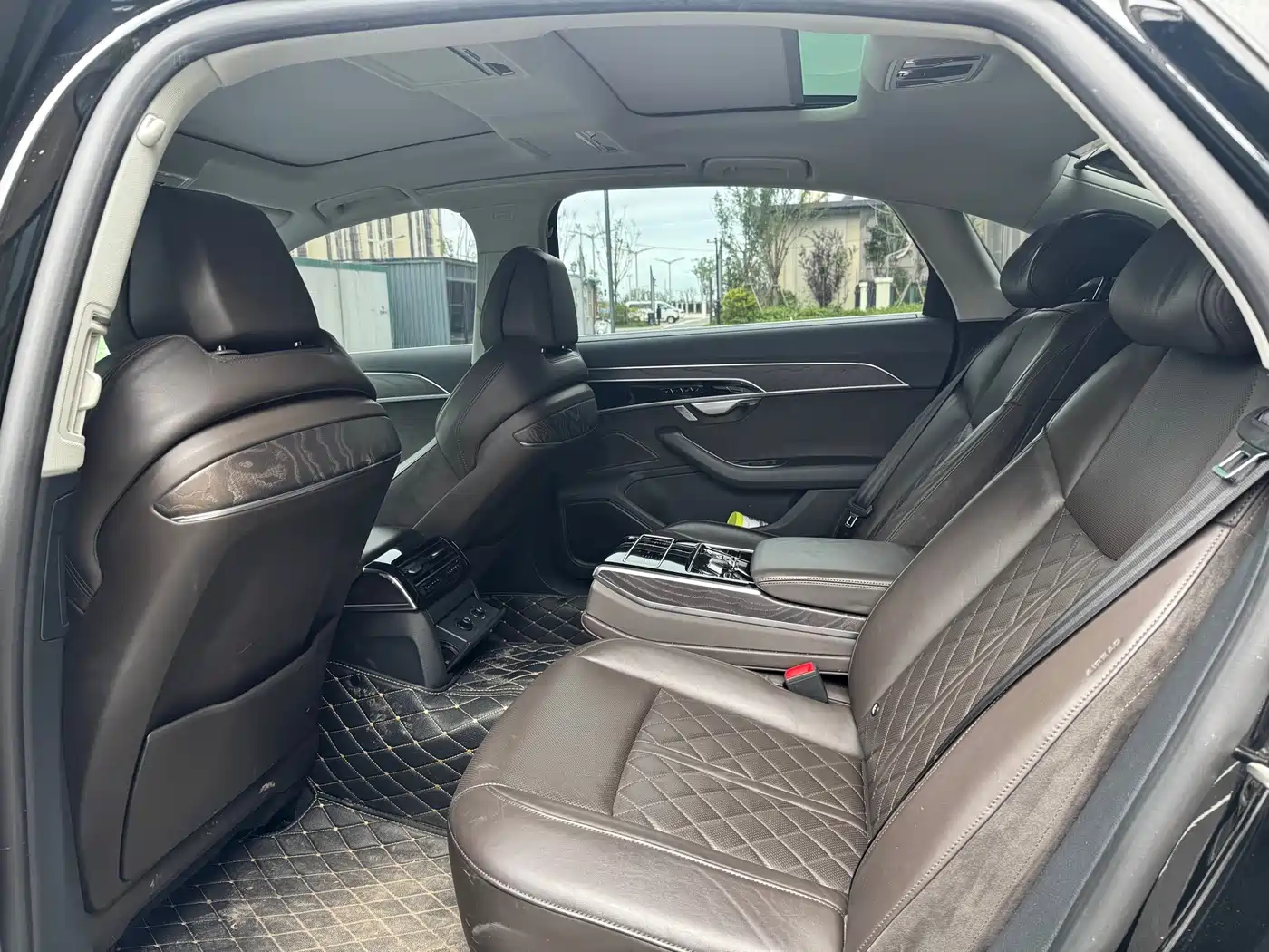 Audi A8 2021 A8L 50 TFSI quattro Comfort фото 4