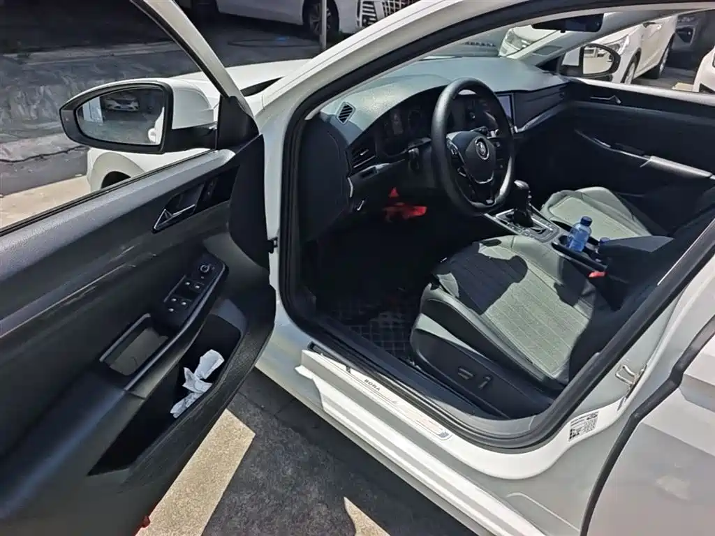 Volkswagen Bora 2019 Facelift 280TSI DSG Luxury China V фото 16