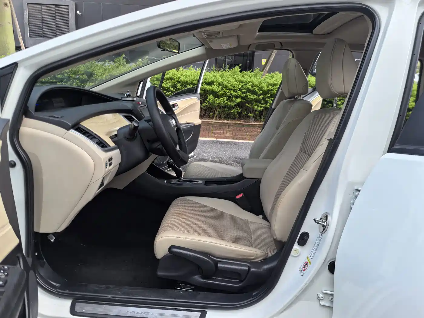Honda Jade 2014 2014 1.8L Automatic Comfort Elite 5-seater