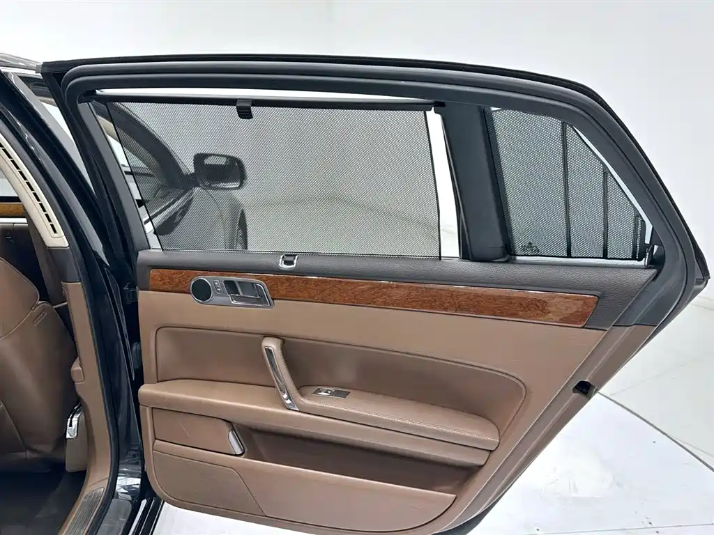 Volkswagen Phaeton 2014 3.0L Business Edition фото 11