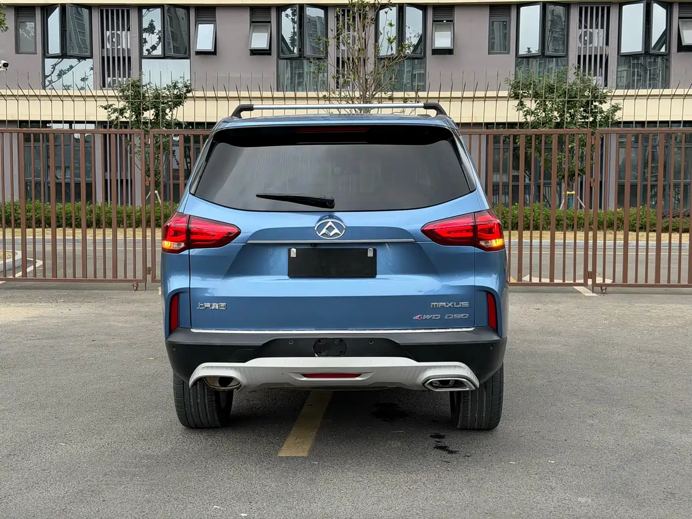 SAIC Maxus D90 2017 2.0T Automatic 4WD Sirius фото 23