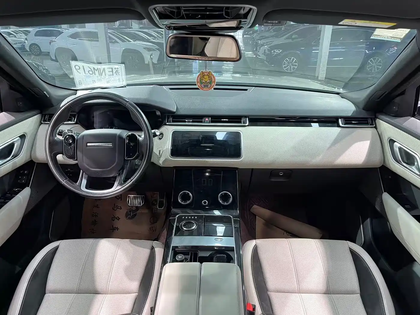 Land Rover Range Rover Velar 2018 P380 R-DYNAMIC SE фото 21