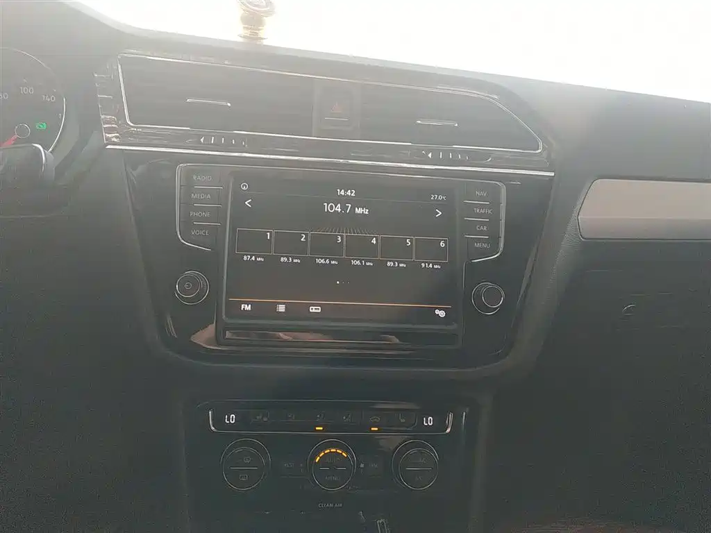 Volkswagen Tiguan L 2018 330TSI Automatic 2WD Luxury Edition фото 13