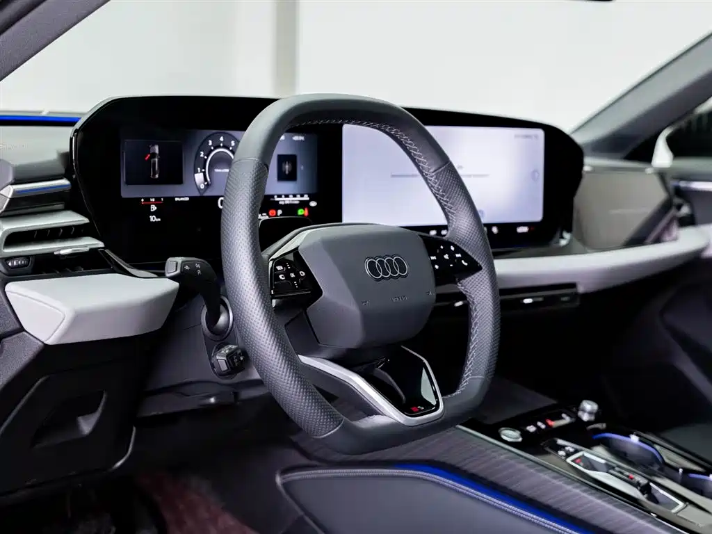 AUDI A5L