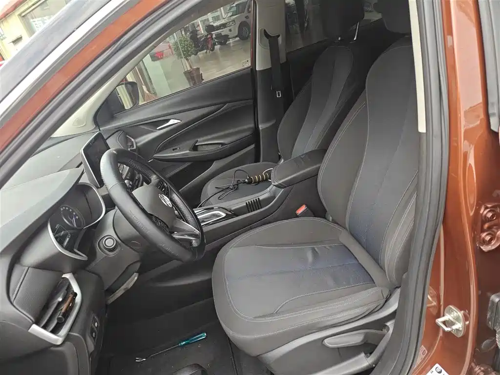 Buick Encore 2020 20T CVT Elite Model фото 15