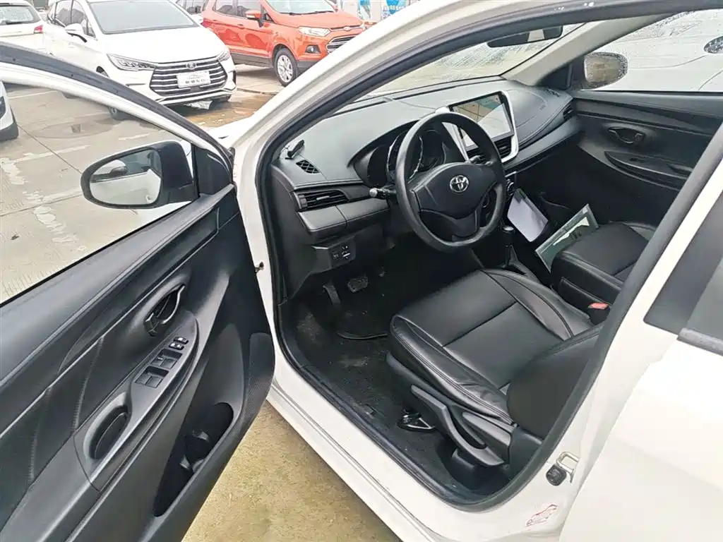 Toyota Vios FS 2017 1.5L CVT Fengchi Edition фото 16