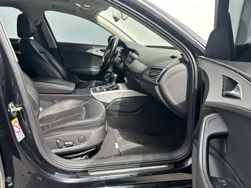 Audi A6L 2012 TFSI Standard фото 18