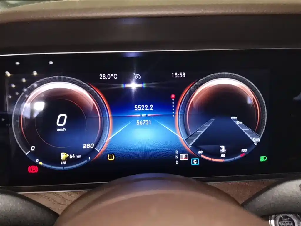 Mercedes-Benz E-Class 2022 Second Facelift E 300 L Luxury фото 12