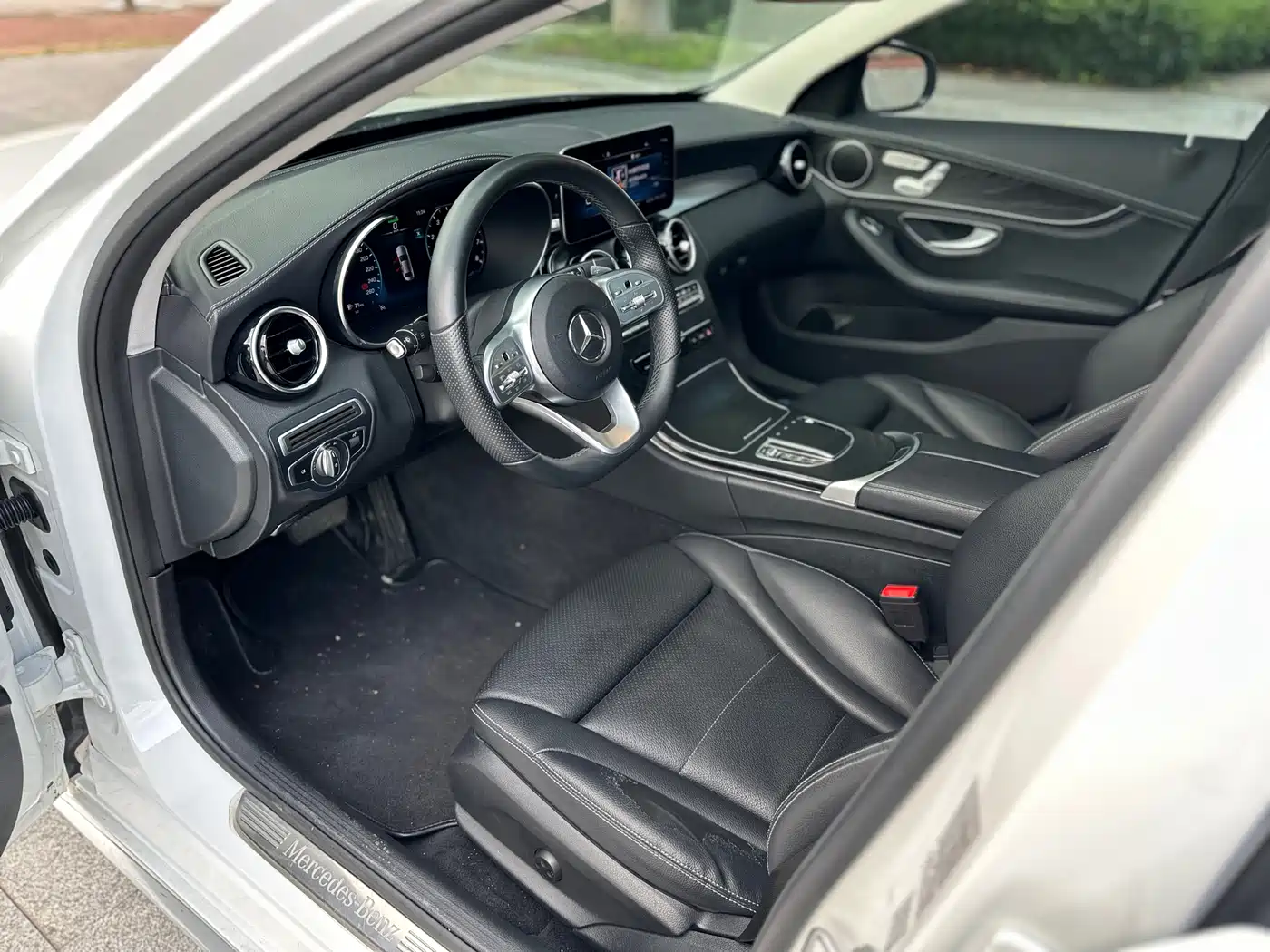 Mercedes-Benz C-Class 2020 C 260 L Sport фото 8