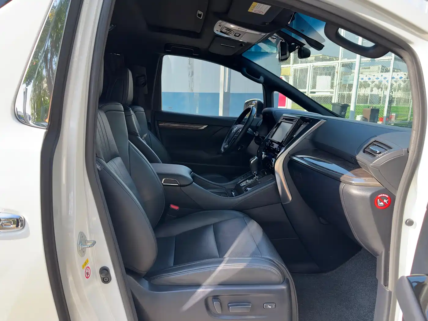 Toyota Alphard 2018 Facelift 3.5L Premium Edition фото 13