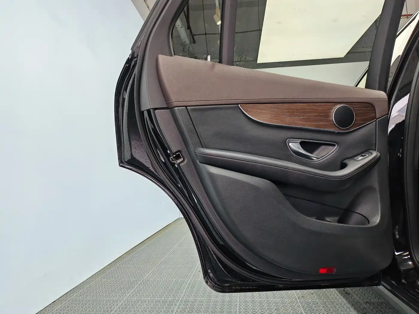 Mercedes-Benz GLC 2021 GLC 260 L 4MATIC Luxury фото 15