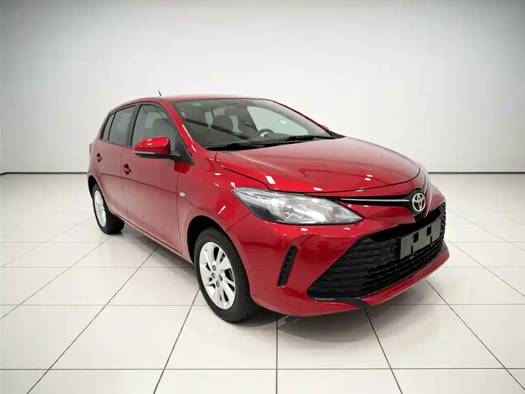Toyota Vios FS 2017 1.5L CVT Fengchi Edition фото 4
