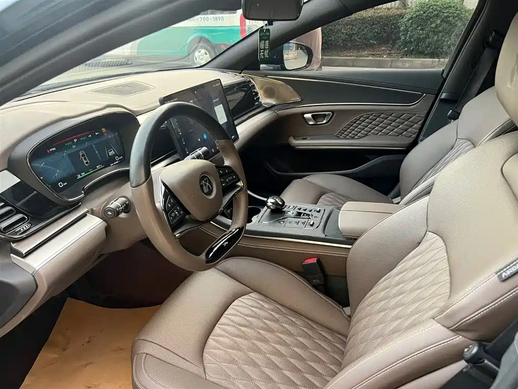 BYD Han 2023 EV Champion Edition 605KM FWD Premium фото 4