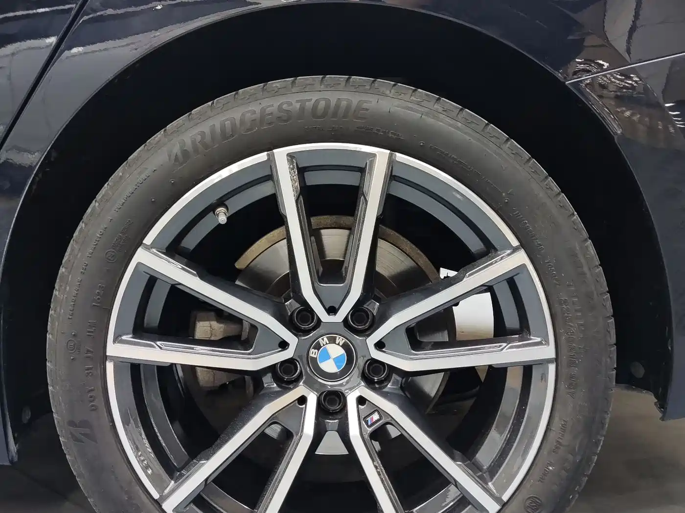 BMW 3 Series 2023 320Li M Sport Package фото 14
