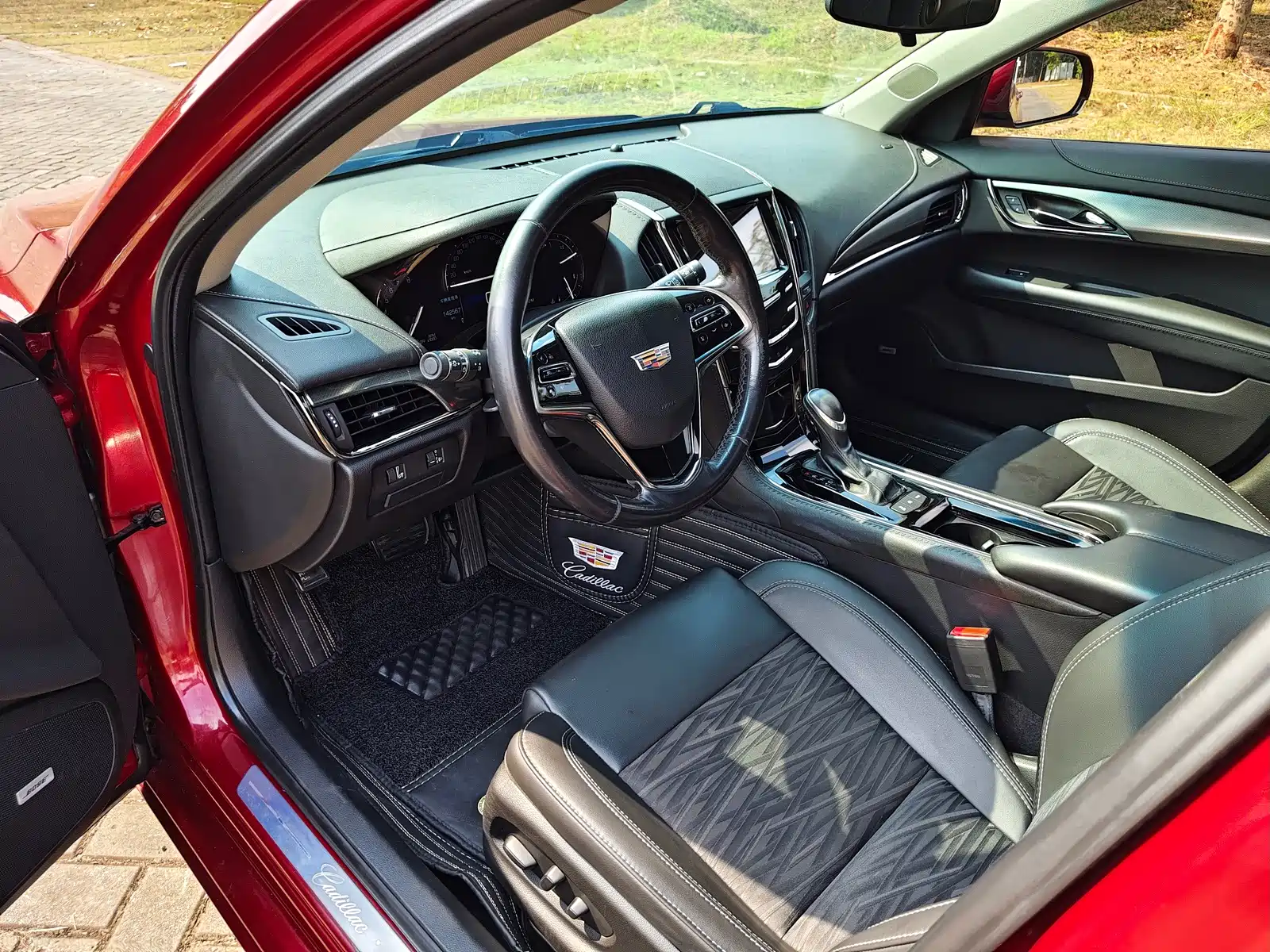 Photo 6 - Cadillac ATS-L